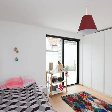 Nyt Og Moderne Arkitekttegnet Hus - Skal Opleves