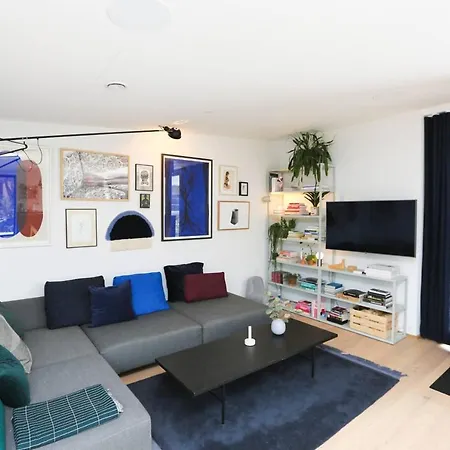 Apartment Nyt Og Moderne Arkitekttegnet Hus - Skal Opleves *
